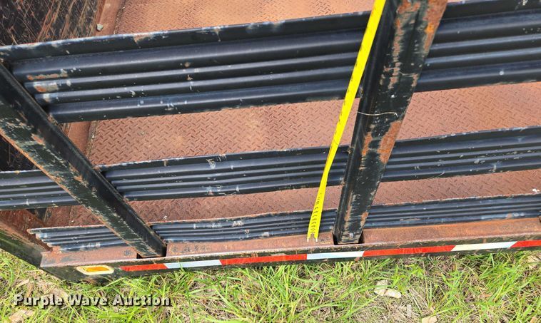 image for item EM7482 Knapheide PCHWT 283B flatbed 