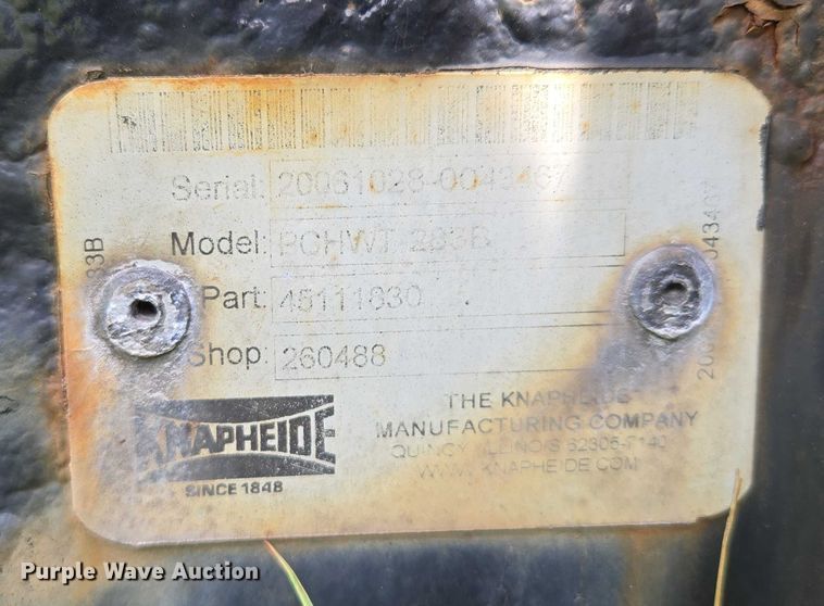 image for item EM7482 Knapheide PCHWT 283B flatbed 