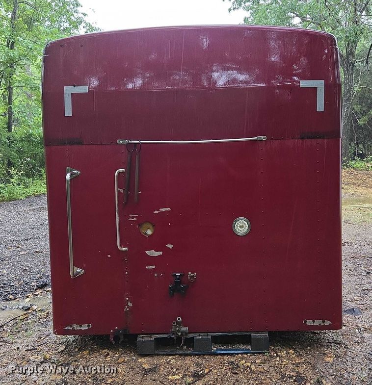 image for item EN3868 Kenworth sleeper cab