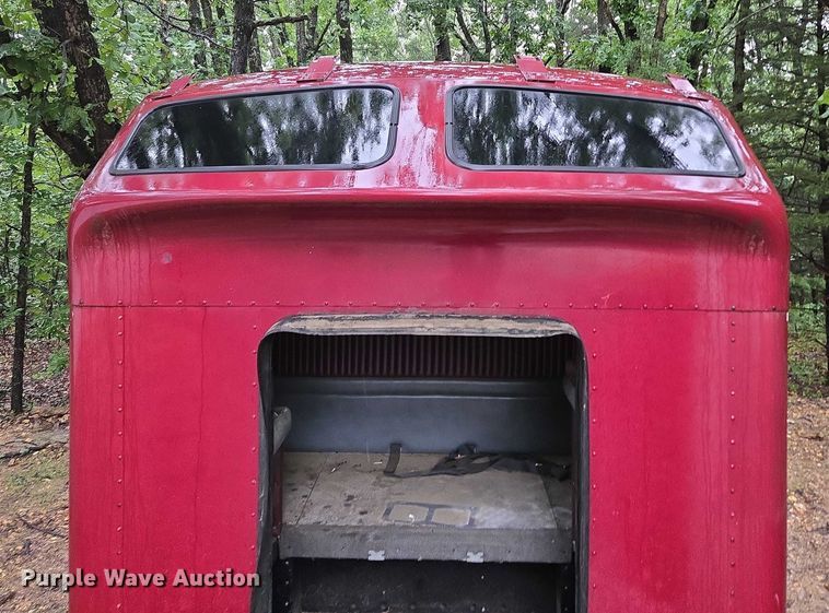 image for item EN3868 Kenworth sleeper cab