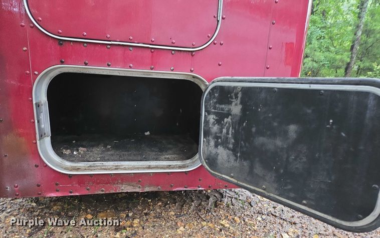 image for item EN3868 Kenworth sleeper cab