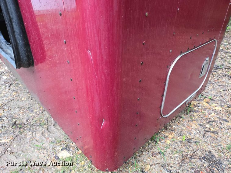 image for item EN3868 Kenworth sleeper cab