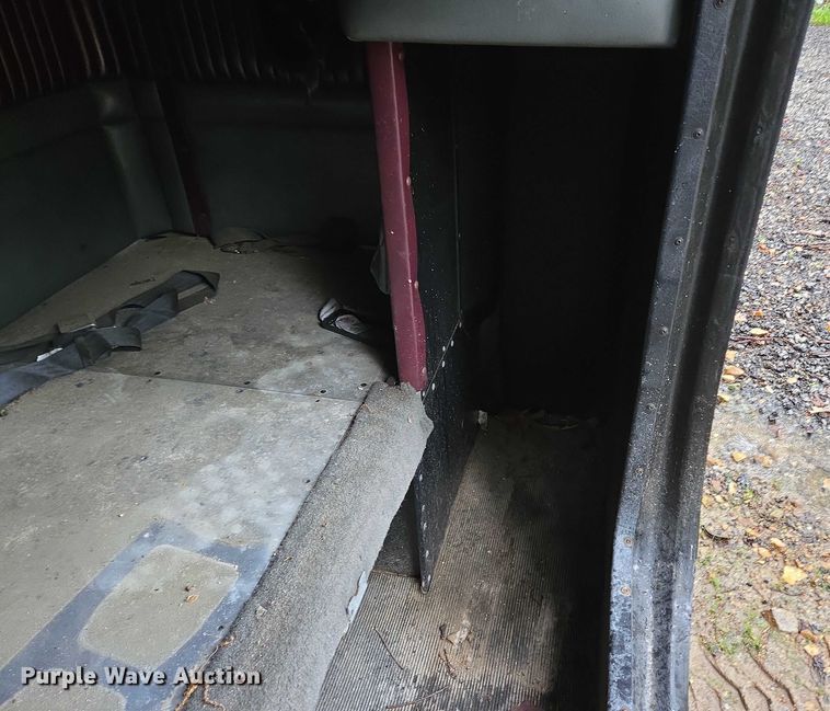 image for item EN3868 Kenworth sleeper cab