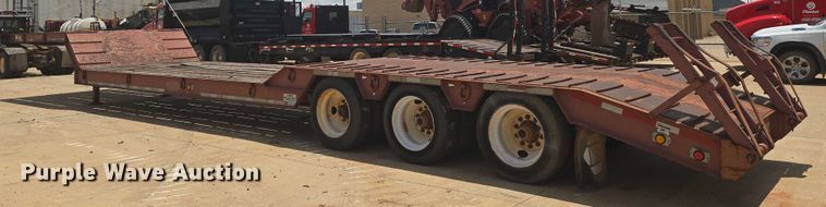 image for item EN8109 2003 Atoka 20-DDE-50-3 double drop deck equipment trailer