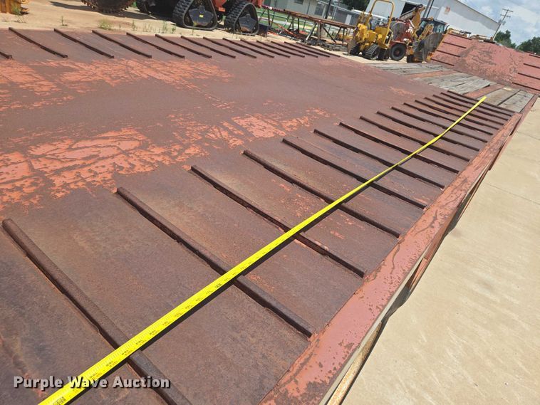 image for item EN8109 2003 Atoka 20-DDE-50-3 double drop deck equipment trailer