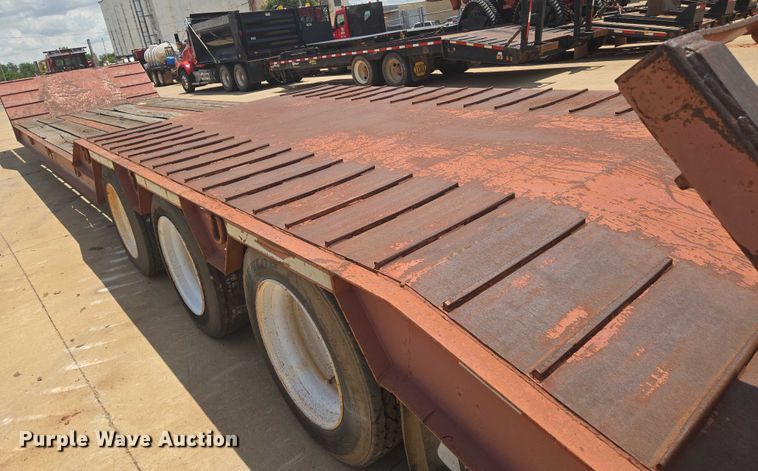 image for item EN8109 2003 Atoka 20-DDE-50-3 double drop deck equipment trailer