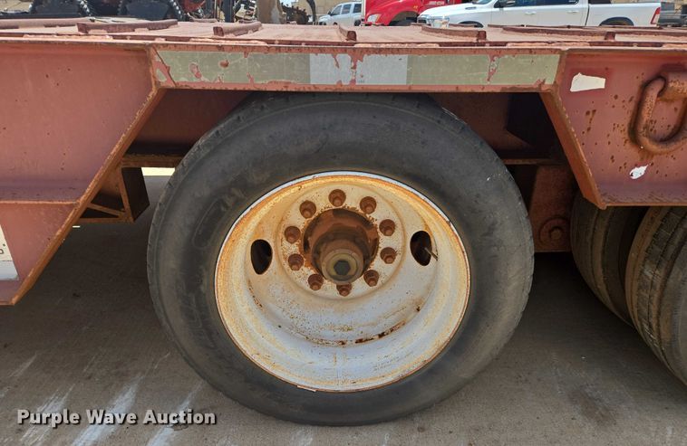 image for item EN8109 2003 Atoka 20-DDE-50-3 double drop deck equipment trailer