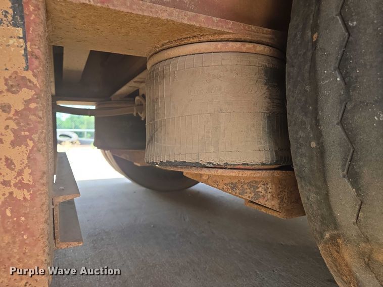 image for item EN8109 2003 Atoka 20-DDE-50-3 double drop deck equipment trailer