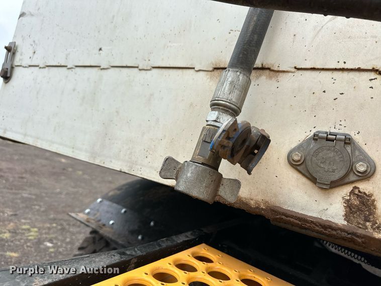 image for item EQ4859 2012 Aeroswint silage trailer