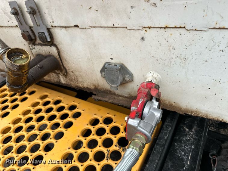 image for item EQ4859 2012 Aeroswint silage trailer