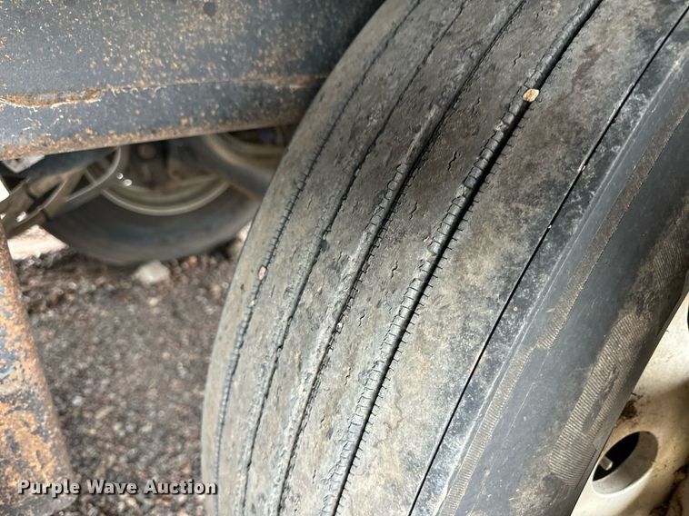 image for item EQ4859 2012 Aeroswint silage trailer