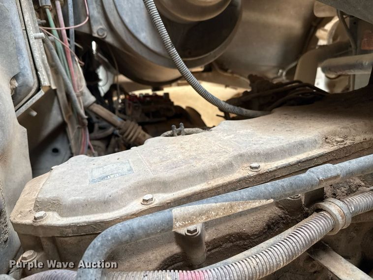 image for item EQ4901 2004 Sterling L8500 dump truck