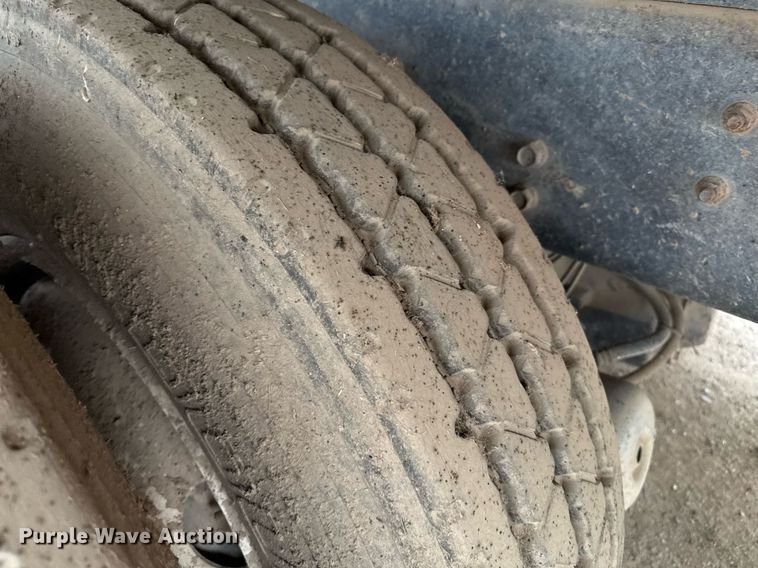 image for item EQ4901 2004 Sterling L8500 dump truck