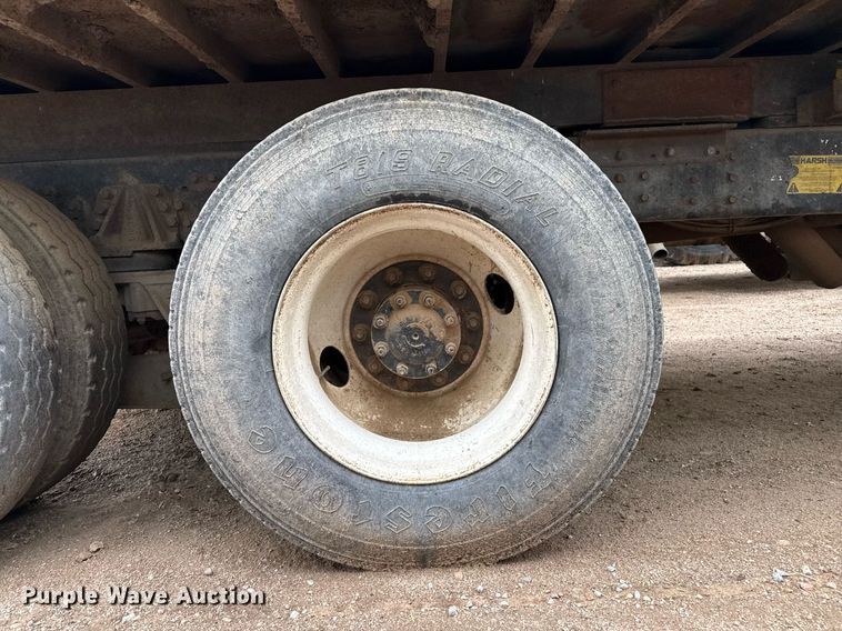 image for item EQ4901 2004 Sterling L8500 dump truck