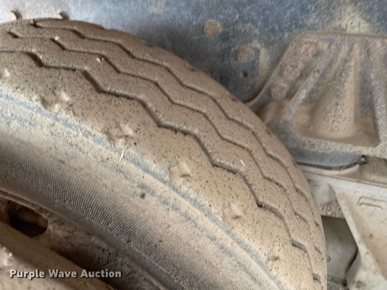 image for item EQ4901 2004 Sterling L8500 dump truck