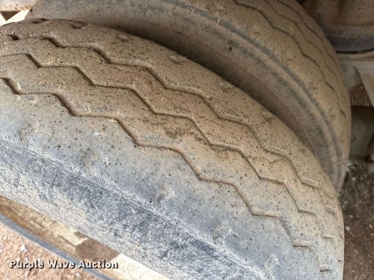 image for item EQ4901 2004 Sterling L8500 dump truck