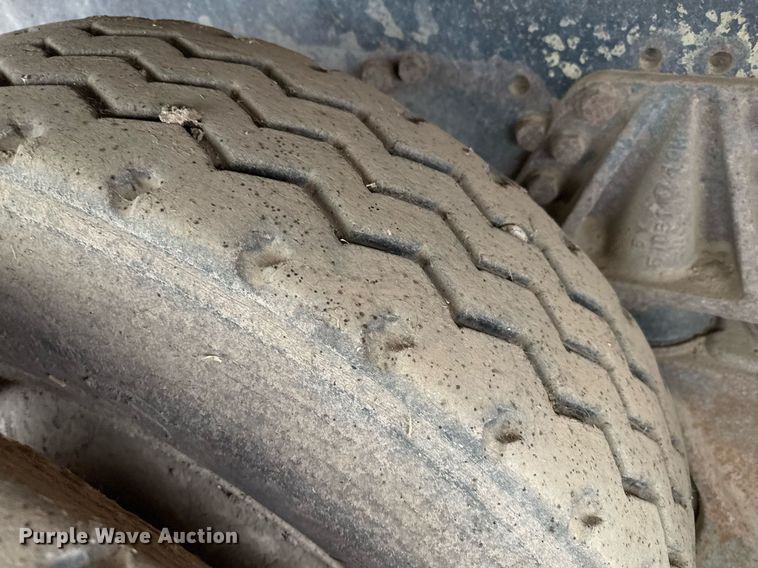 image for item EQ4901 2004 Sterling L8500 dump truck