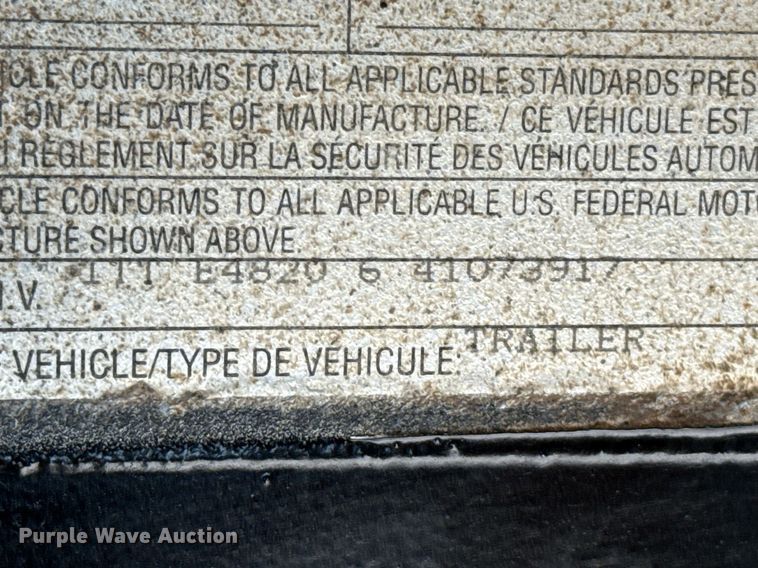 image for item EQ4927 2004 Transcraft drop deck trailer