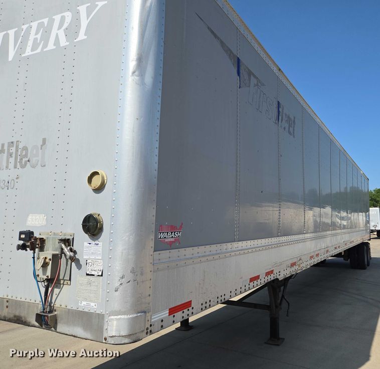 image for item EQ6555 2010 Wabash dry van trailer