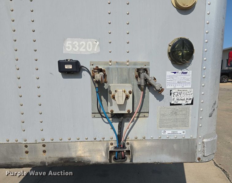 image for item EQ6555 2010 Wabash dry van trailer