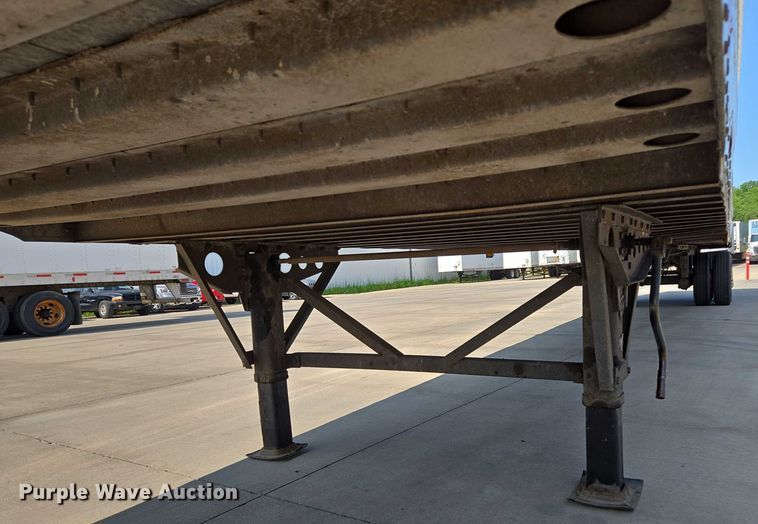 image for item EQ6555 2010 Wabash dry van trailer