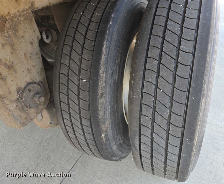 image for item EQ6555 2010 Wabash dry van trailer