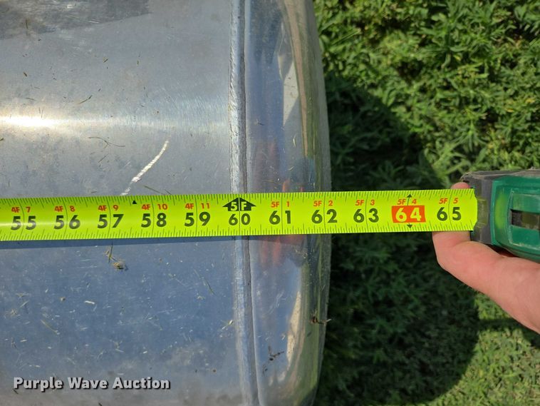 image for item ER5277 (2) Peterbilt fuel tanks