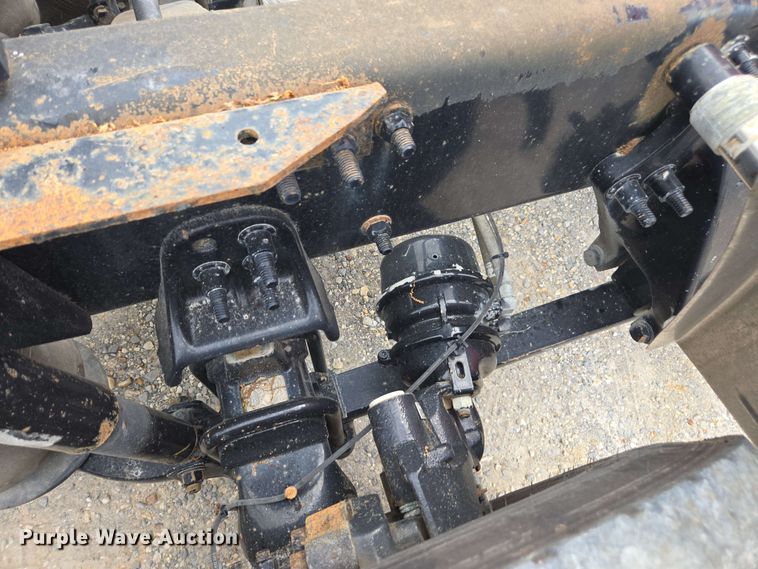 image for item FB9388 2018 Freightliner Cascadia125 semi truck