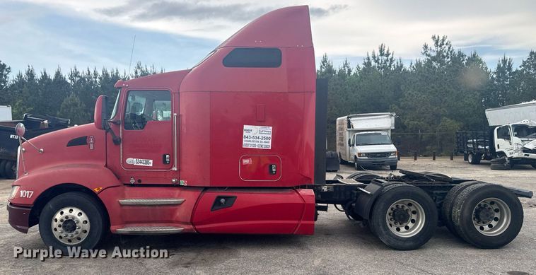 image for item YA0460 2012 Kenworth T660 semi truck