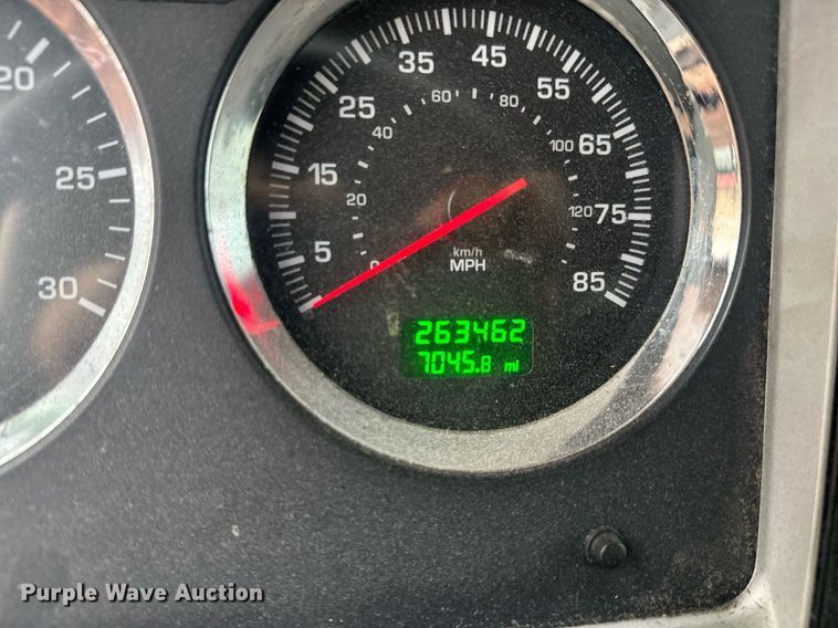 image for item YA0460 2012 Kenworth T660 semi truck