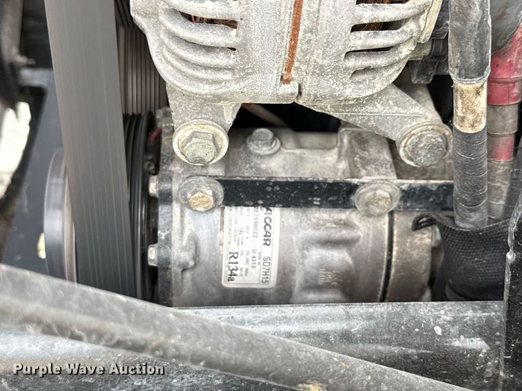 image for item YA0503 2019 Kenworth  T680 semi truck