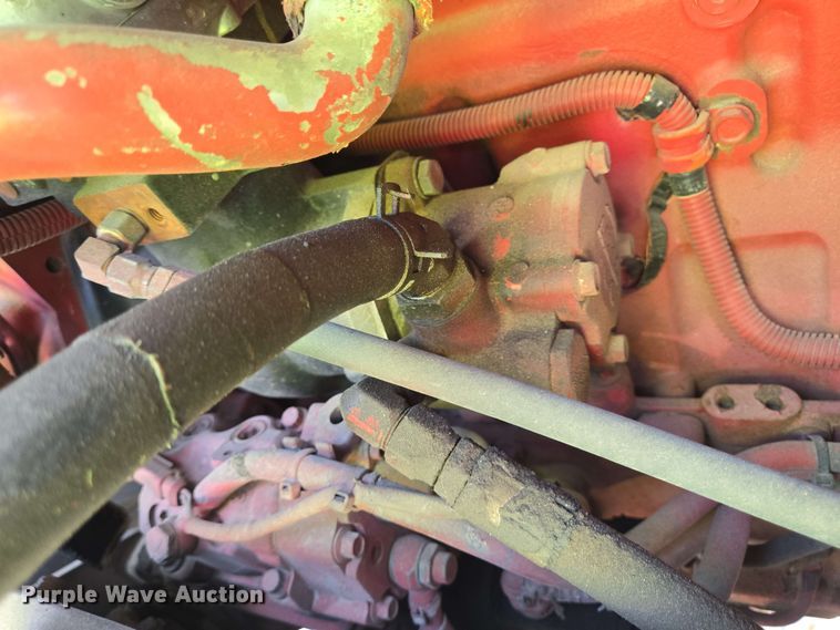 image for item YA0525 2018 Peterbilt 579 semi truck