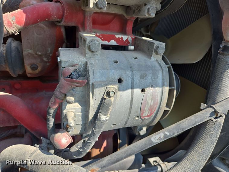 image for item YA0525 2018 Peterbilt 579 semi truck