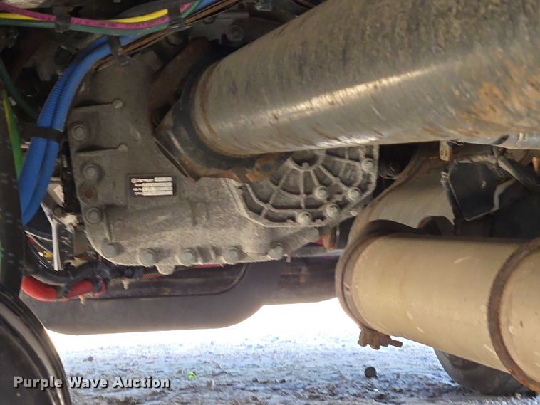 image for item YA0531 2018 Freightliner Cascadia 126 semi truck