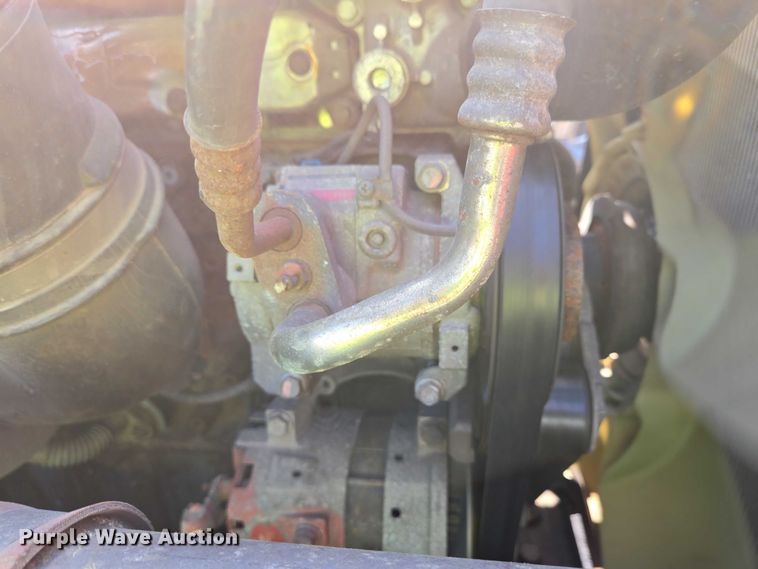 image for item YA0531 2018 Freightliner Cascadia 126 semi truck