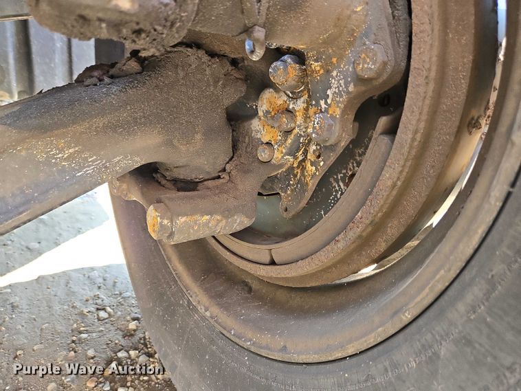 image for item YA0531 2018 Freightliner Cascadia 126 semi truck