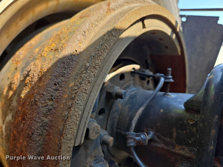 image for item YA0531 2018 Freightliner Cascadia 126 semi truck