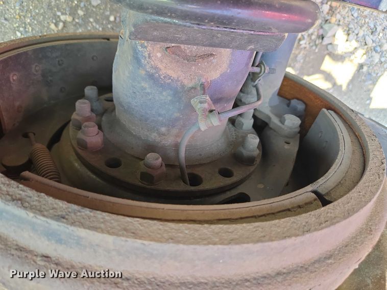 image for item YA0531 2018 Freightliner Cascadia 126 semi truck