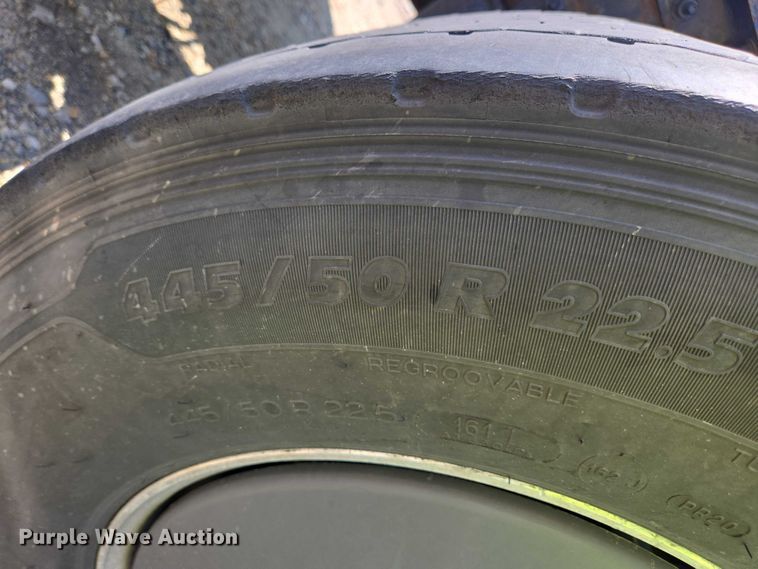 image for item YA0531 2018 Freightliner Cascadia 126 semi truck