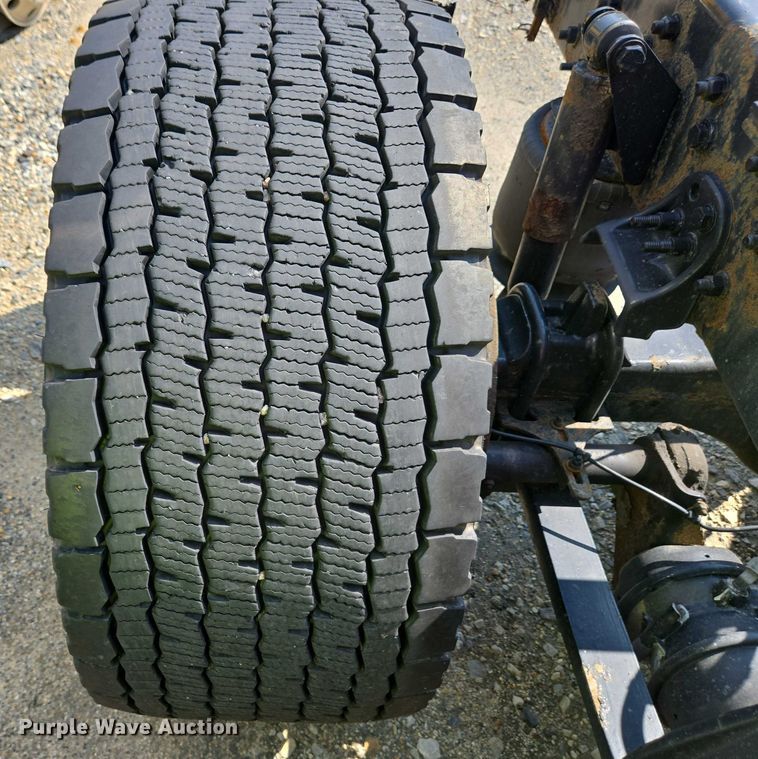 image for item YA0531 2018 Freightliner Cascadia 126 semi truck