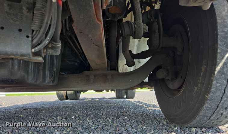 image for item YA0557 2015 Freightliner Business Class M2 semi truck