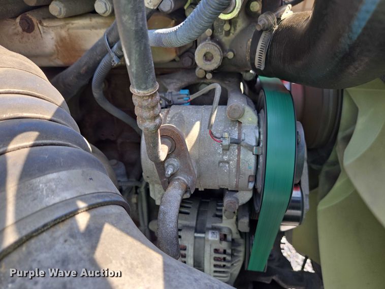 image for item YA0557 2015 Freightliner Business Class M2 semi truck