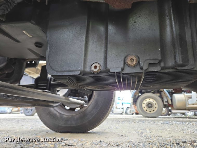 image for item YA0567 2017 Peterbilt 389 semi truck