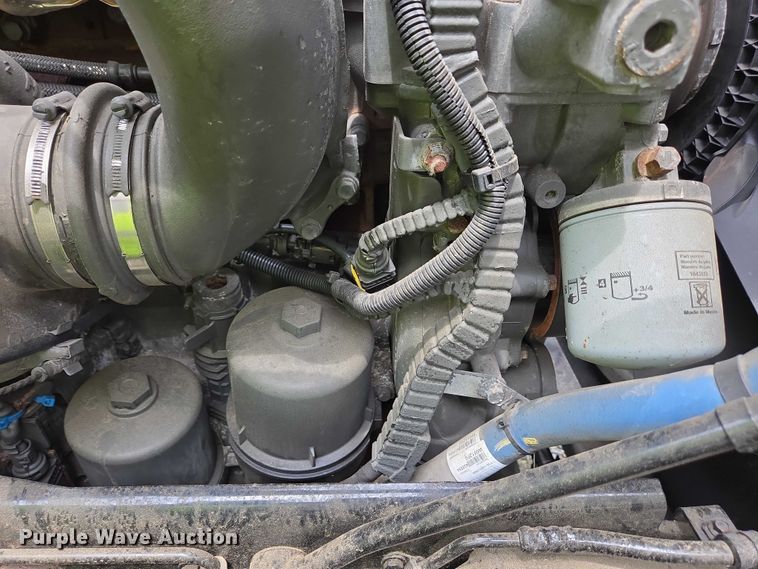 image for item YA0567 2017 Peterbilt 389 semi truck