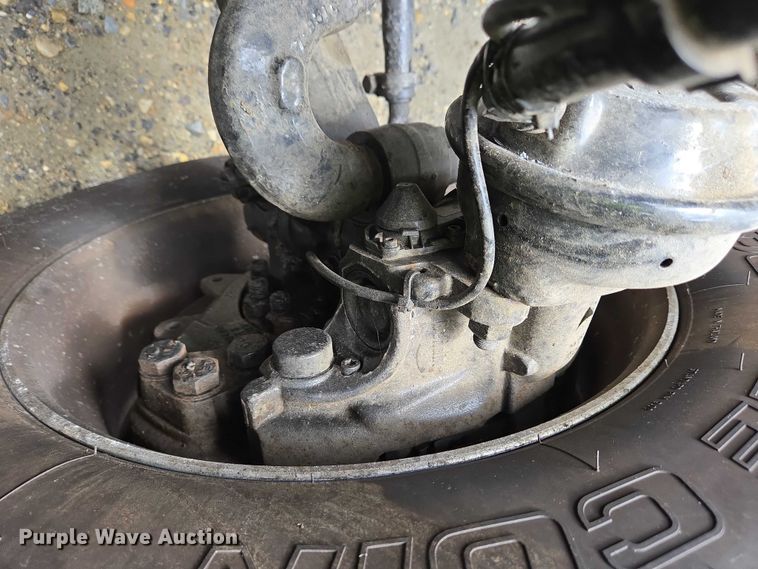 image for item YA0567 2017 Peterbilt 389 semi truck