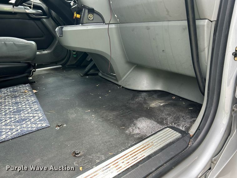 image for item YA0575 2020 Kenworth T680 semi truck