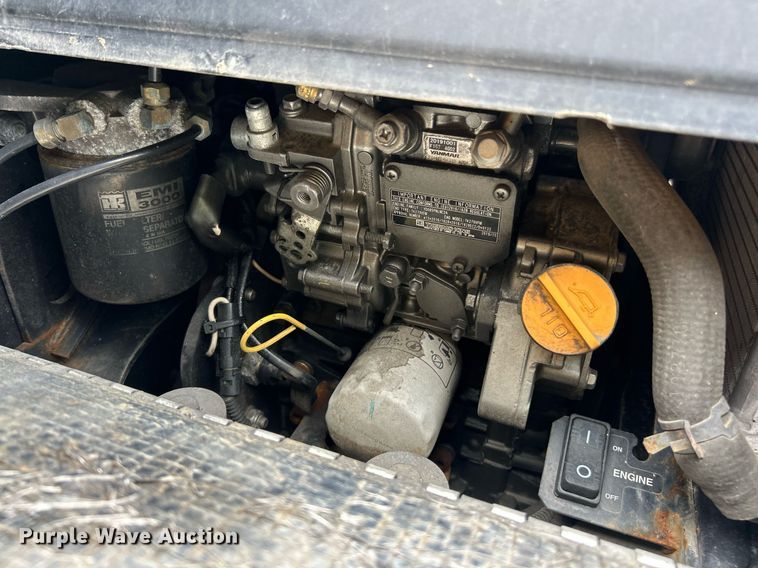 image for item YA0575 2020 Kenworth T680 semi truck