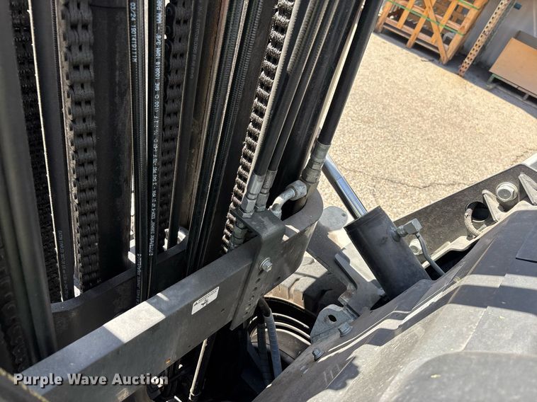 image for item DH8633 2017 UniCarriers PF50 forklift