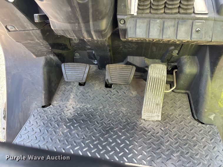 image for item DH8633 2017 UniCarriers PF50 forklift