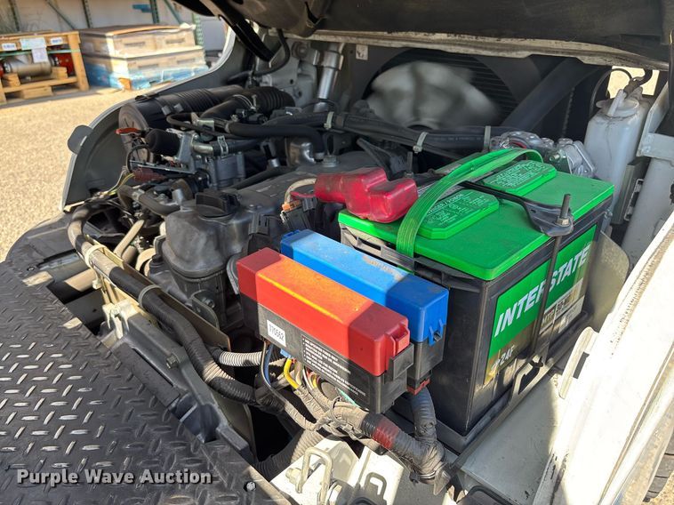 image for item DH8633 2017 UniCarriers PF50 forklift